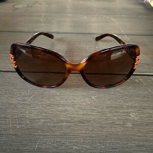 Tory Burch Shades/Sunglasses